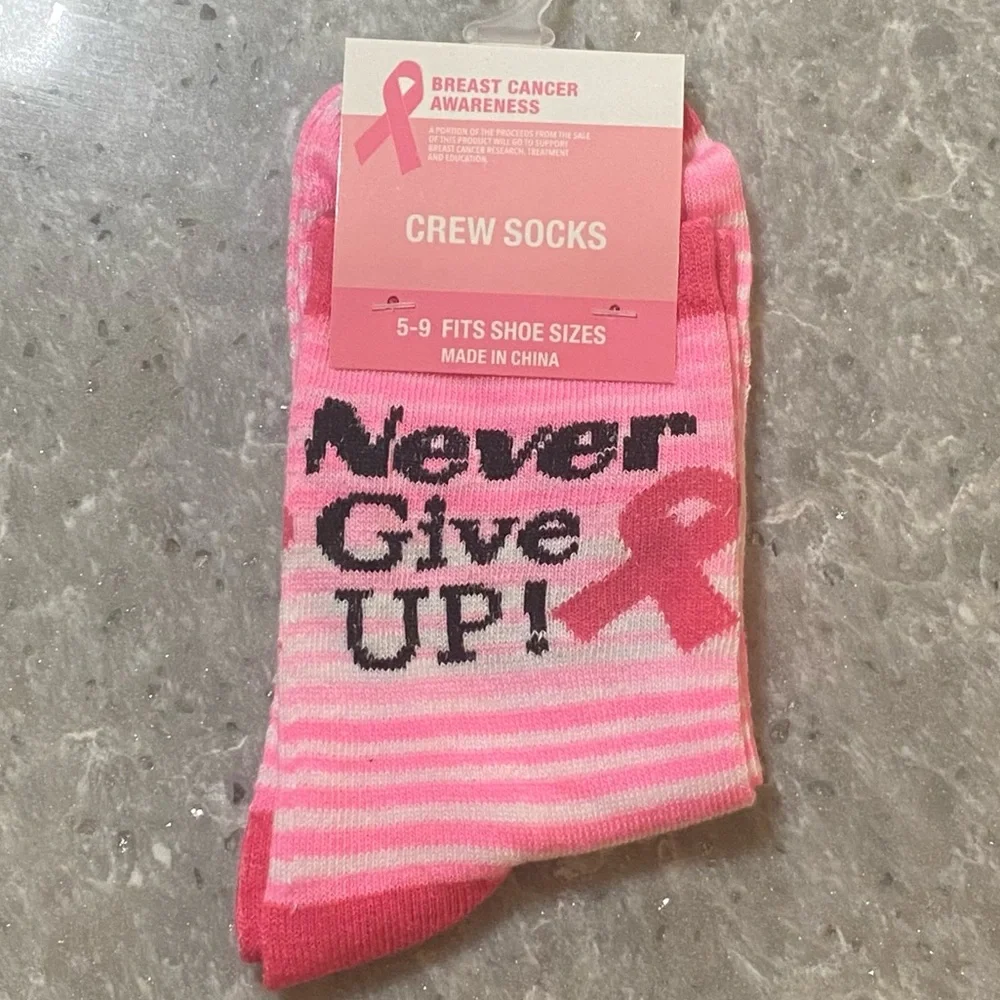 NEW! 4 Pairs! Breast Cancer Awareness Socks Soft Pink Ribbon Fits Shoe Sizes 5-9